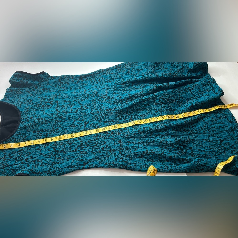 EUC Blair Teal Black Midi Dress Paisley Damask sz M crew neck fit & flair moody - Picture 9 of 11